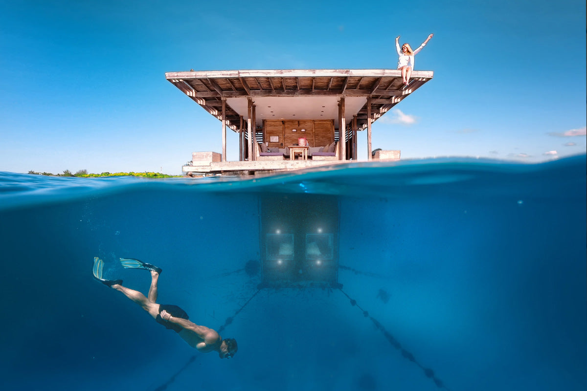 Sleep by the Beach – Manta Resort
