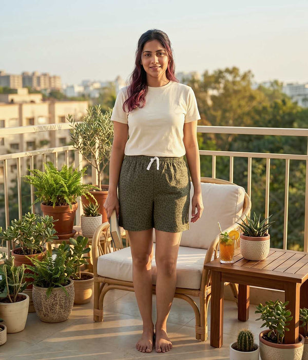 Olive Grove Womens Knit Shorts
