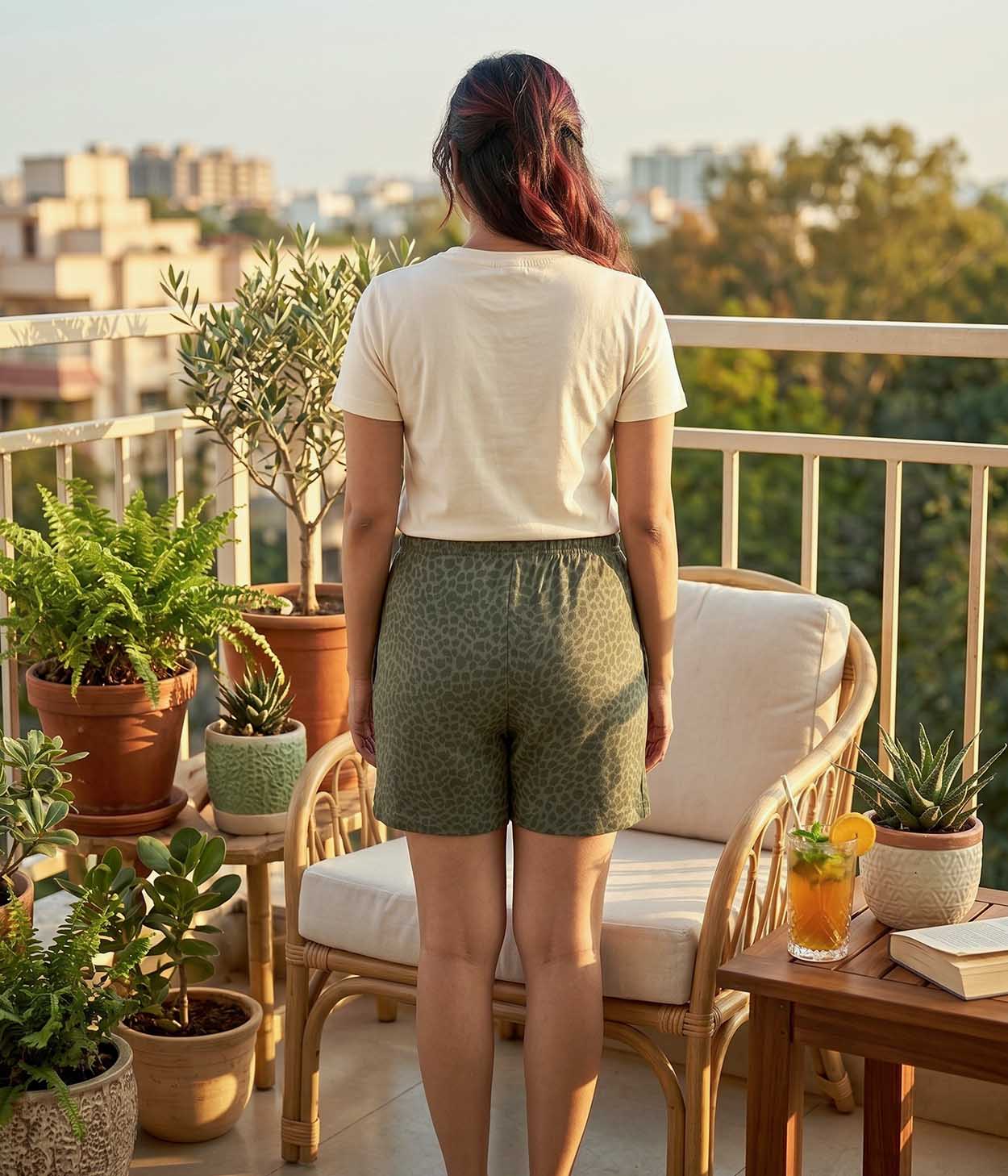 Olive Grove Womens Knit Shorts