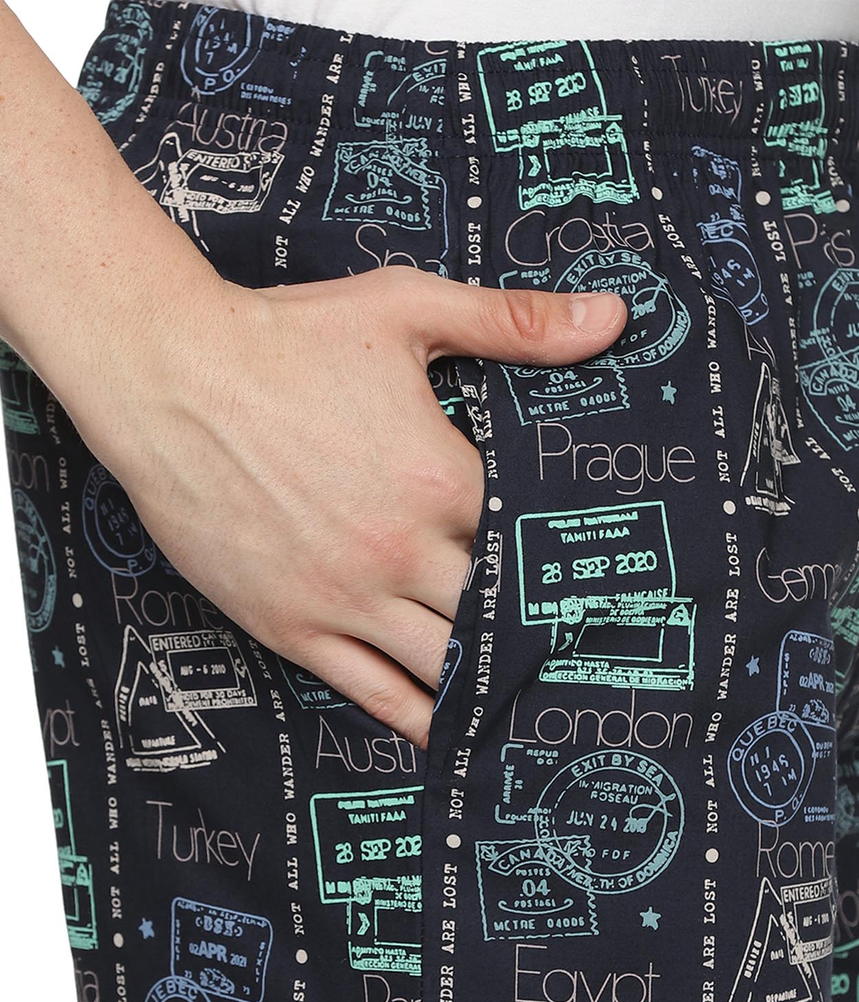 Wanderlove Navy Printed Mens Pyjama