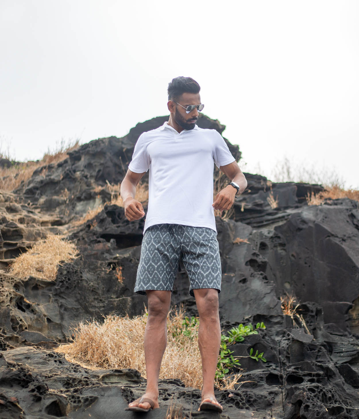 Grey Honeycomb Patterned Ikat Mens Shorts